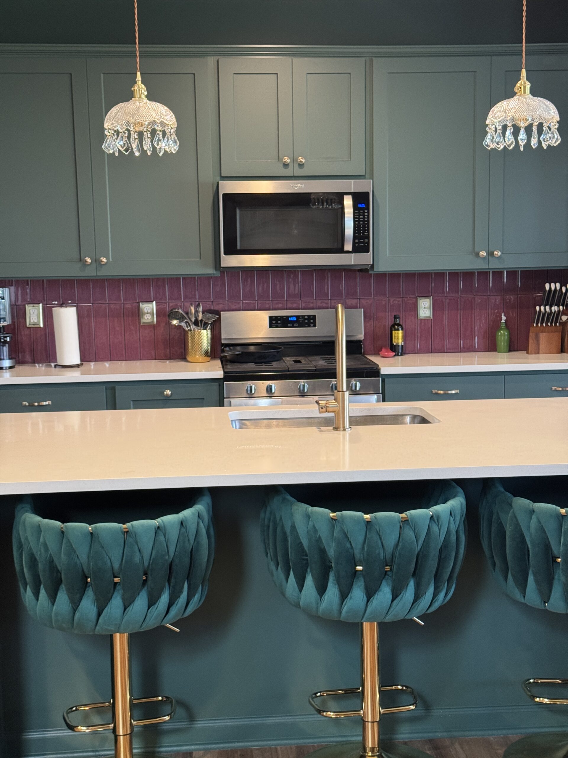 Before and after kitchen cabinet transformation using Kitchen Refresh. Learn how to upgrade your kitchen without remodeling and find a Kitchen Refresh near you.